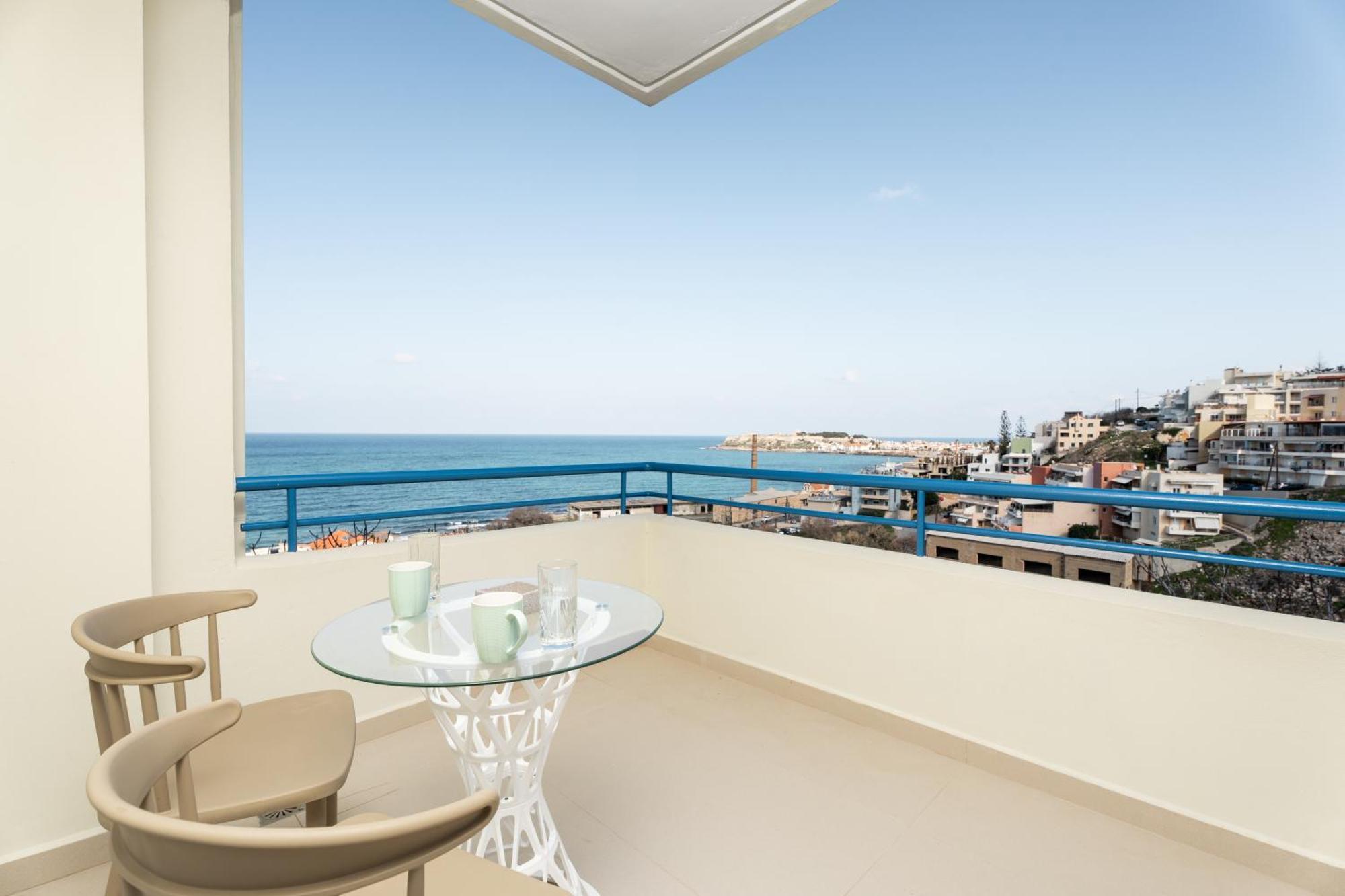 Secret View Apartment, With Private Jacuzzi Rethymno  ภายนอก รูปภาพ