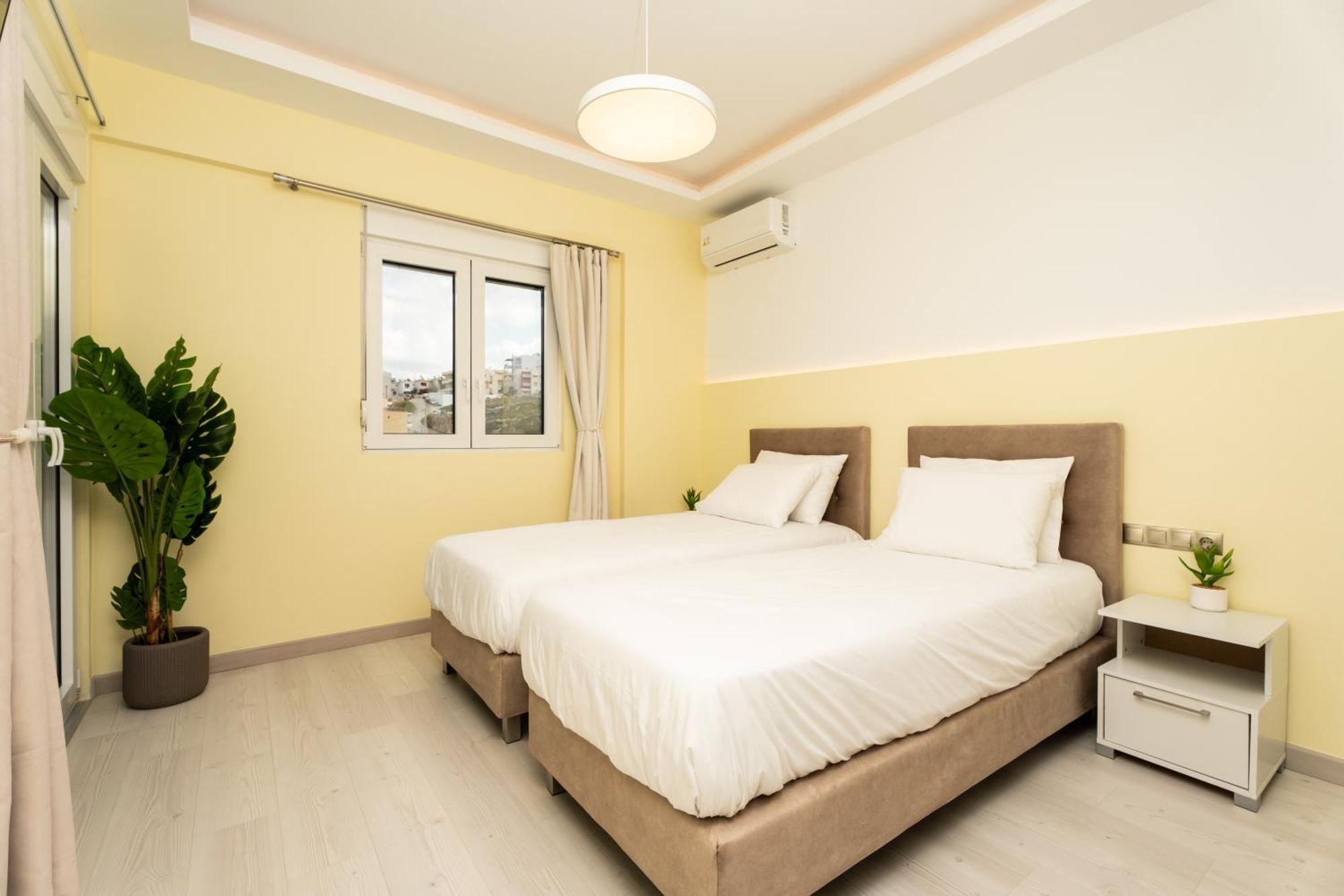 Secret View Apartment, With Private Jacuzzi Rethymno  ภายนอก รูปภาพ
