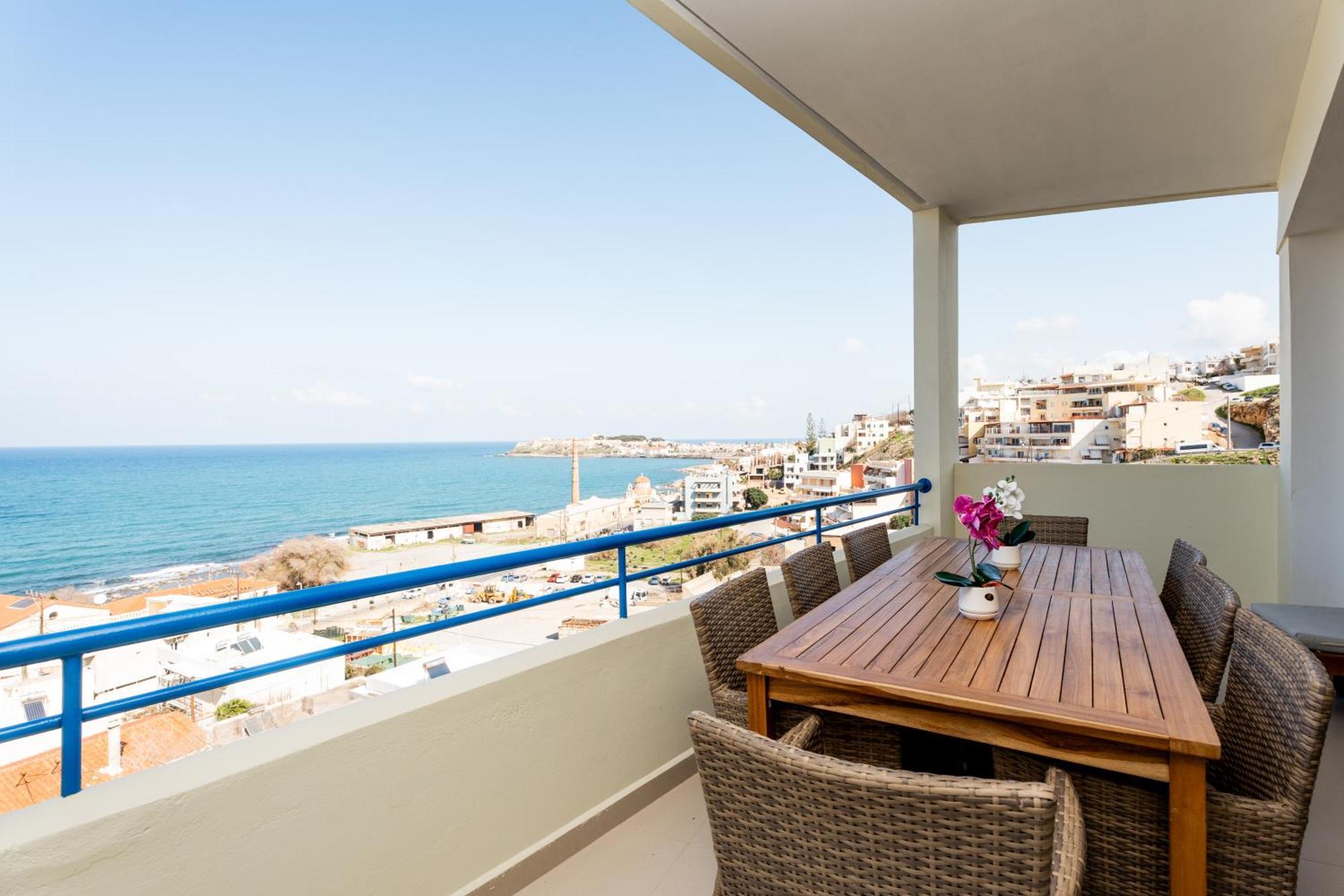Secret View Apartment, With Private Jacuzzi Rethymno  ภายนอก รูปภาพ