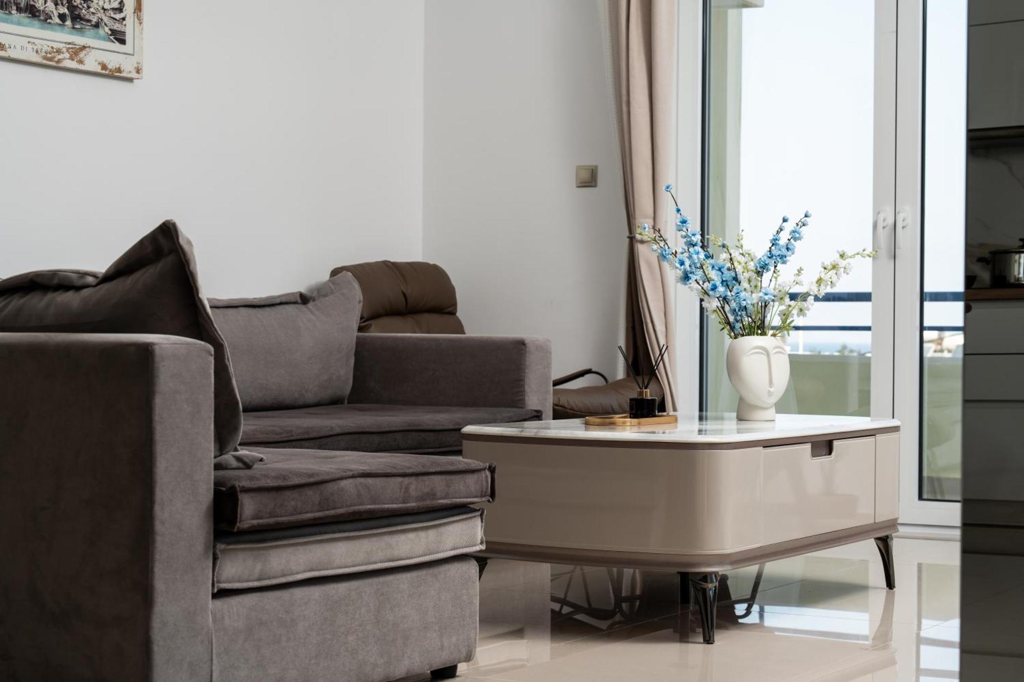 Secret View Apartment, With Private Jacuzzi Rethymno  ภายนอก รูปภาพ